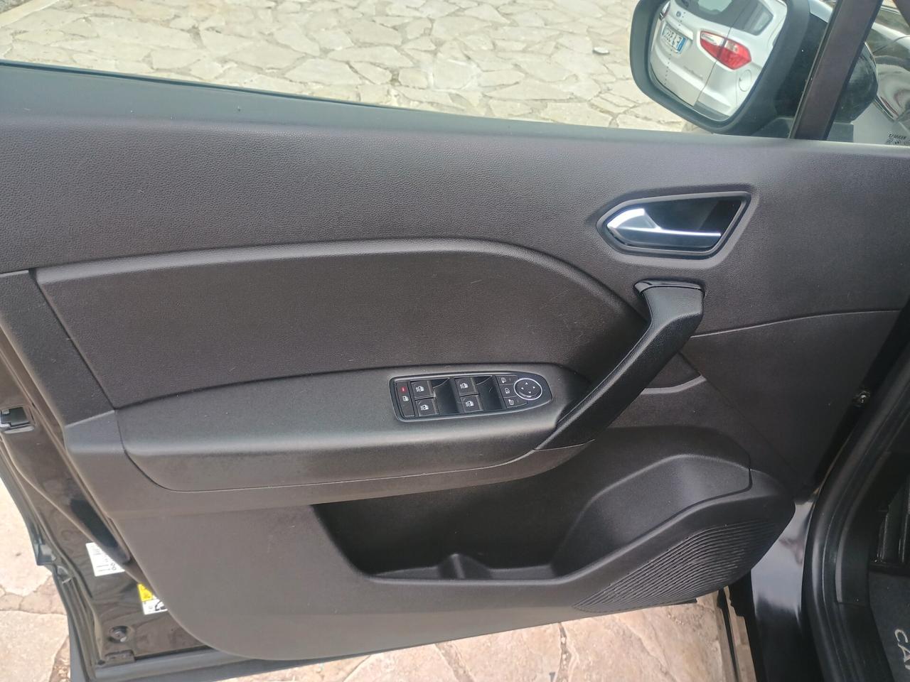 Renault Captur TCe 100 CV GPL Business