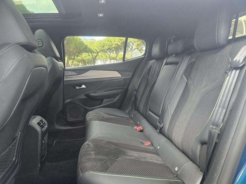 Peugeot 408 GT 130 EAT8 S&S aut.