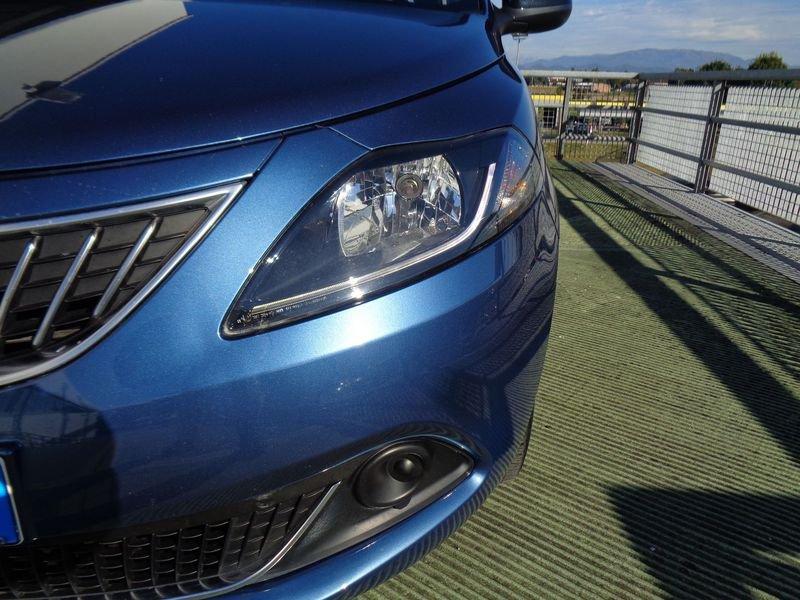 Lancia Ypsilon Ypsilon 1.0 FireFly 5 porte S&S Hybrid Ecochic Silver