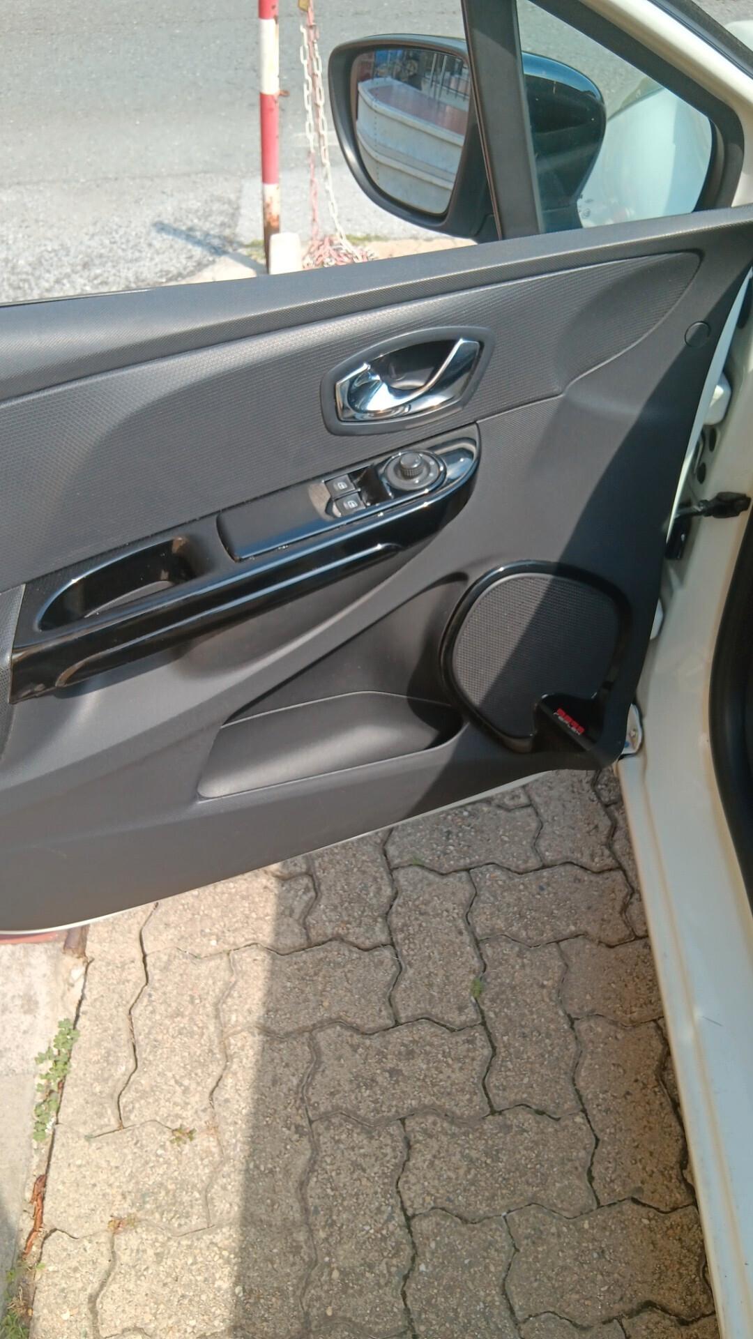 Renault Clio 0.9 TCe 12V 90CV Start&Stop 5 porte Energy