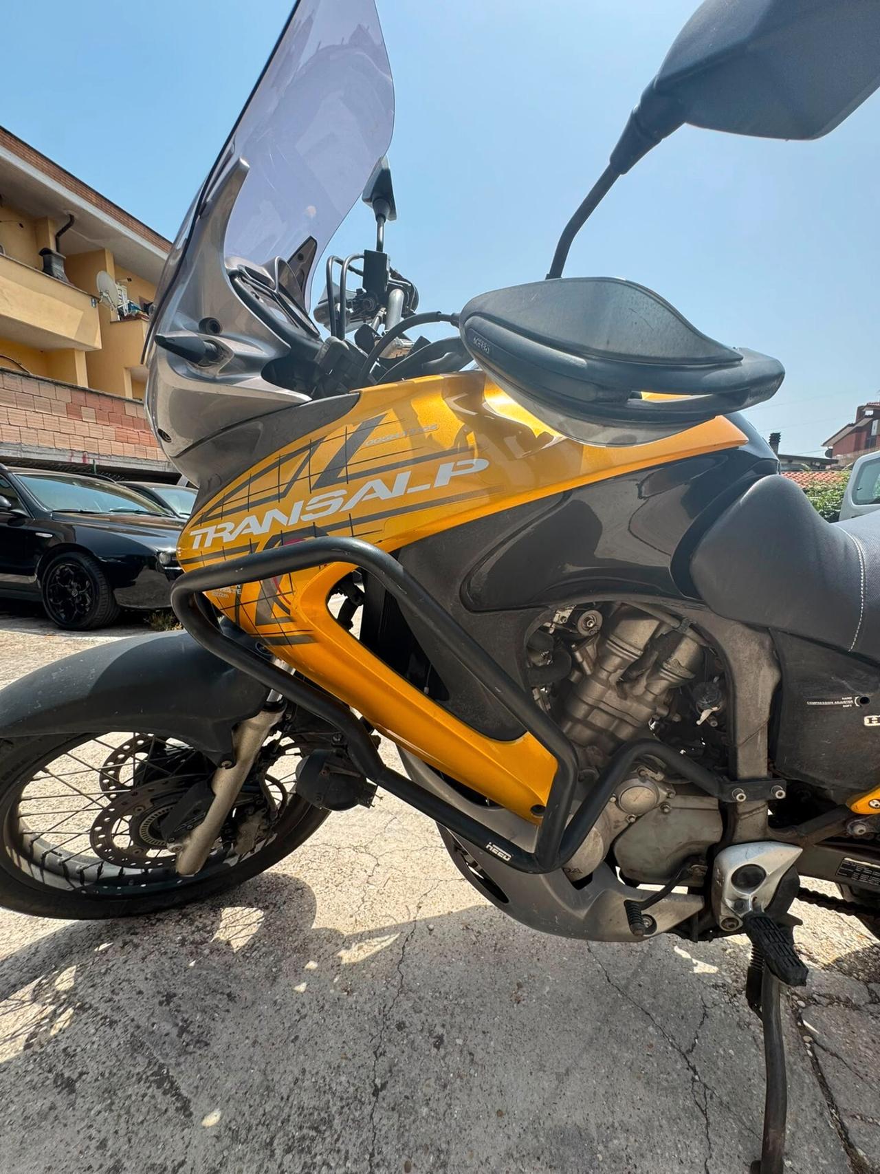 Honda Transalp XL 700 V, KM ORIGINALI, OTTIME CONDIZIONI