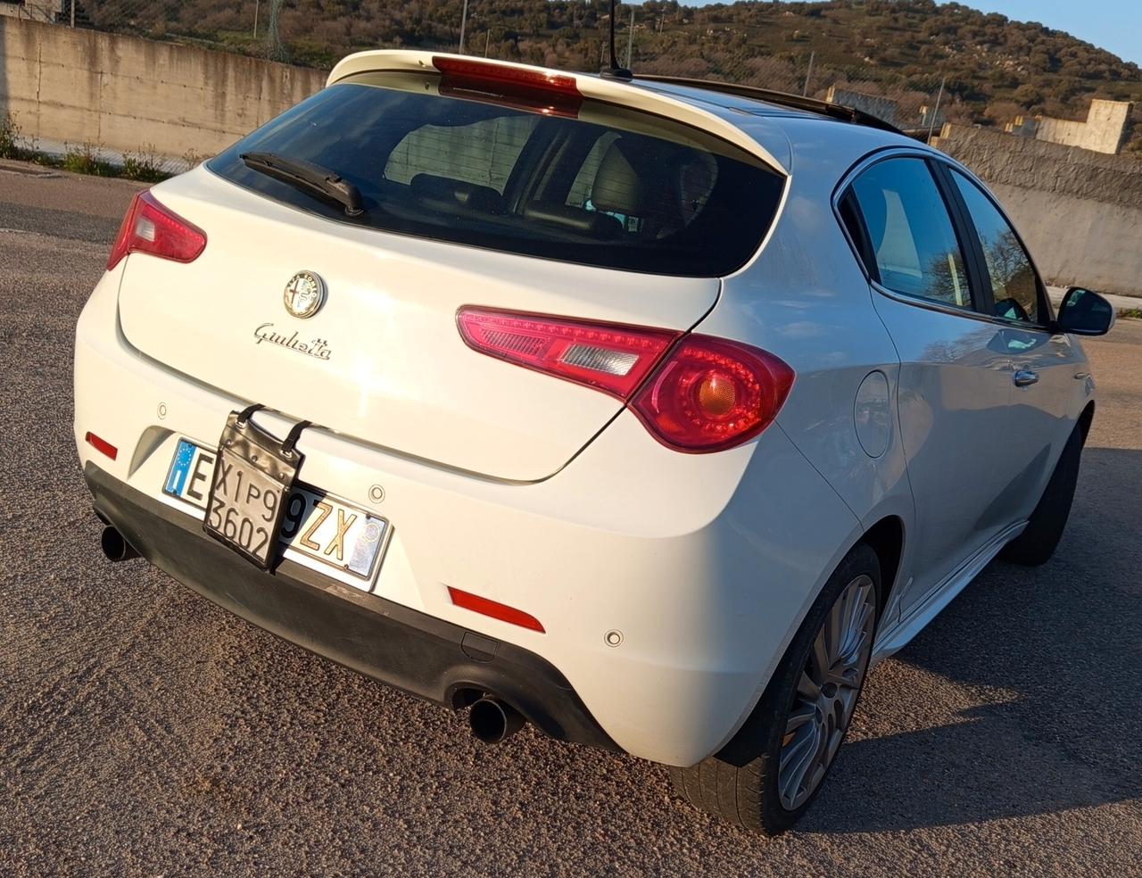 Alfa Romeo Giulietta 2.0 JTDm-2 140 CV Distinctive