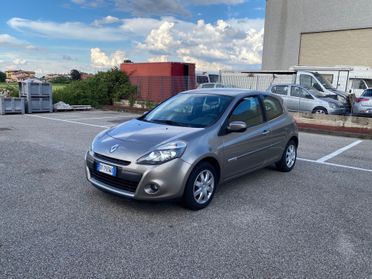 Renault Clio 1.2 16V 3 porte Luxe