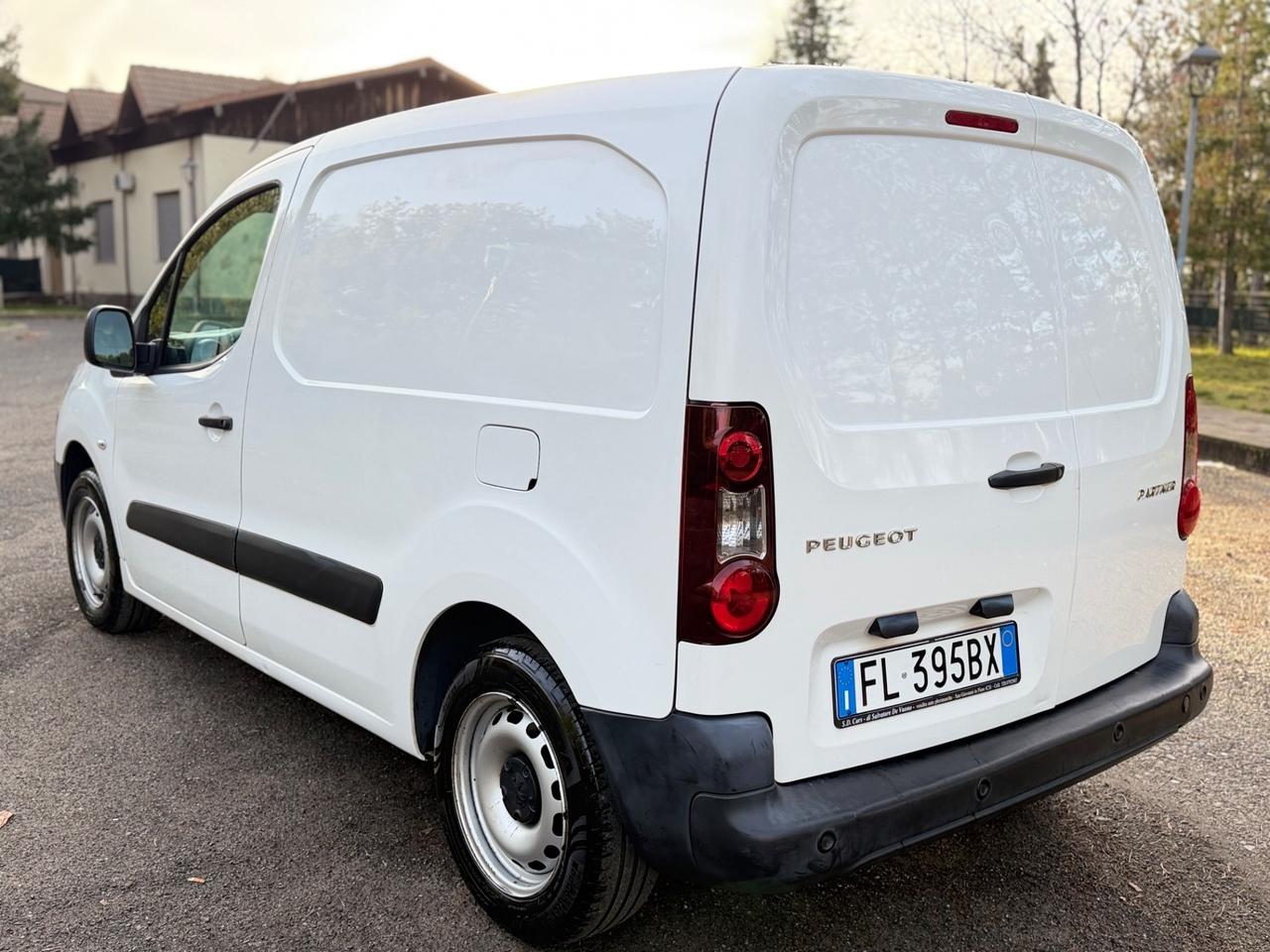 Peugeot Partner Tepee BlueHDi 100 Active