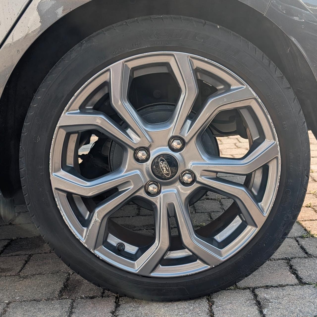 Ford Fiesta 1.0 Ecoboost Hybrid 125 CV 5 porte ST-Line