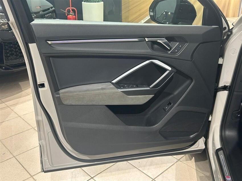 Audi Q3 SPB 40 TDI S tronic quattro edition