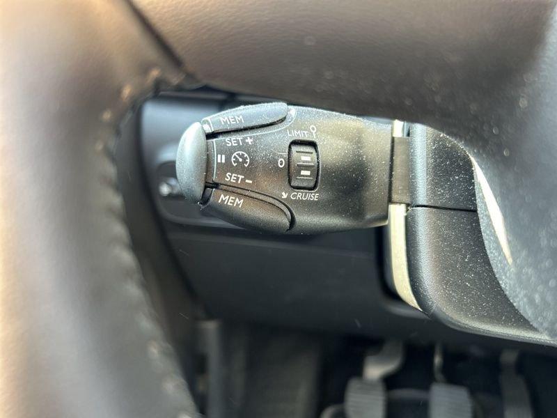 Citroën C3 PureTech 83 Shine Pack INTERNI PELLE+NAVI+CAMERA