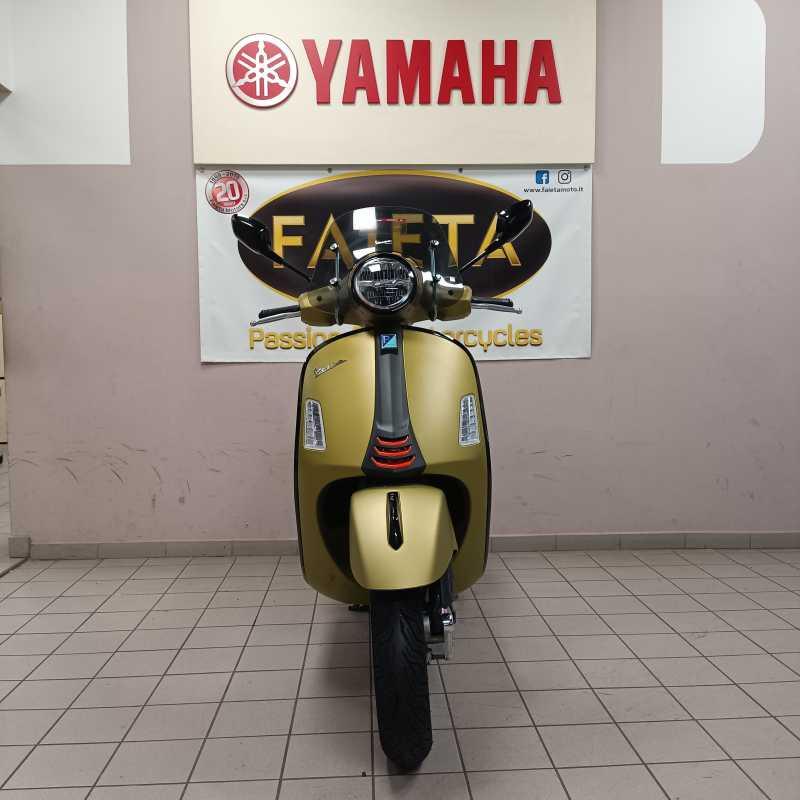 Vespa GTS 300 Super Sport - 2024
