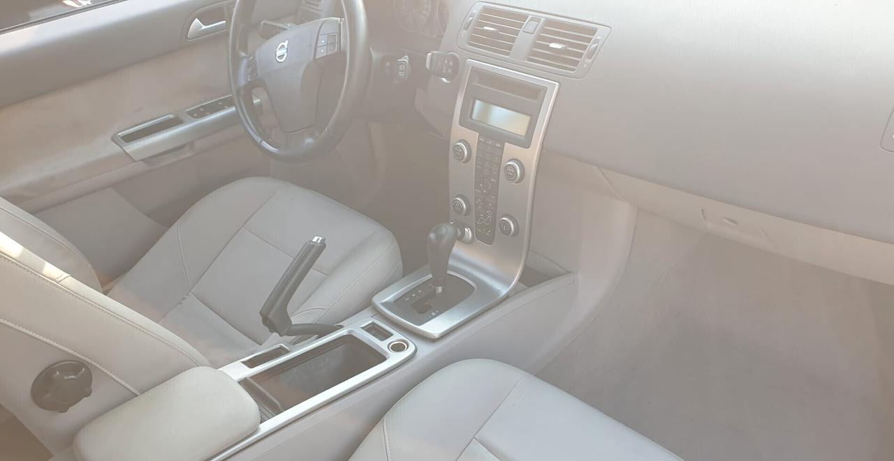 Volvo V50 2.0 D SUMMUM CAMBIO AUTOMATICO