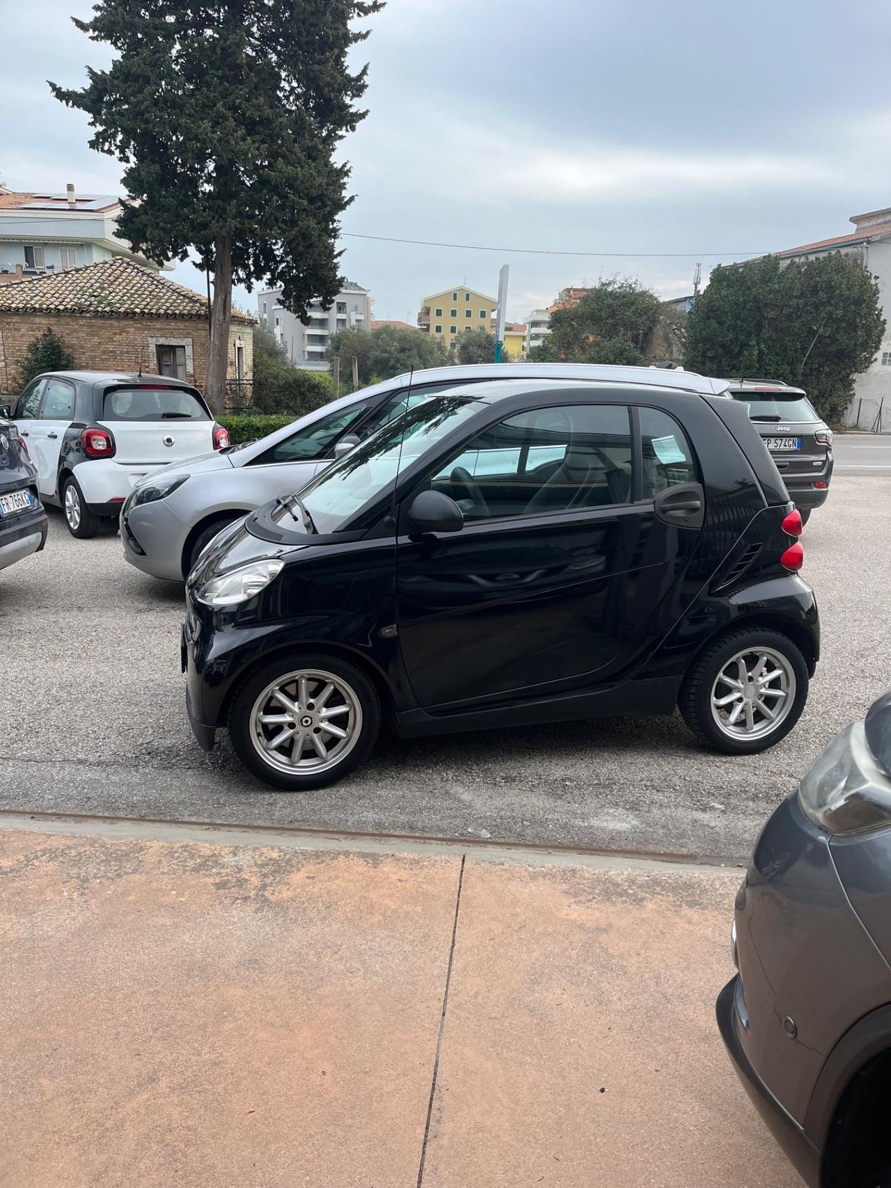 Smart ForTwo 1000 52 kW MHD coupé pulse