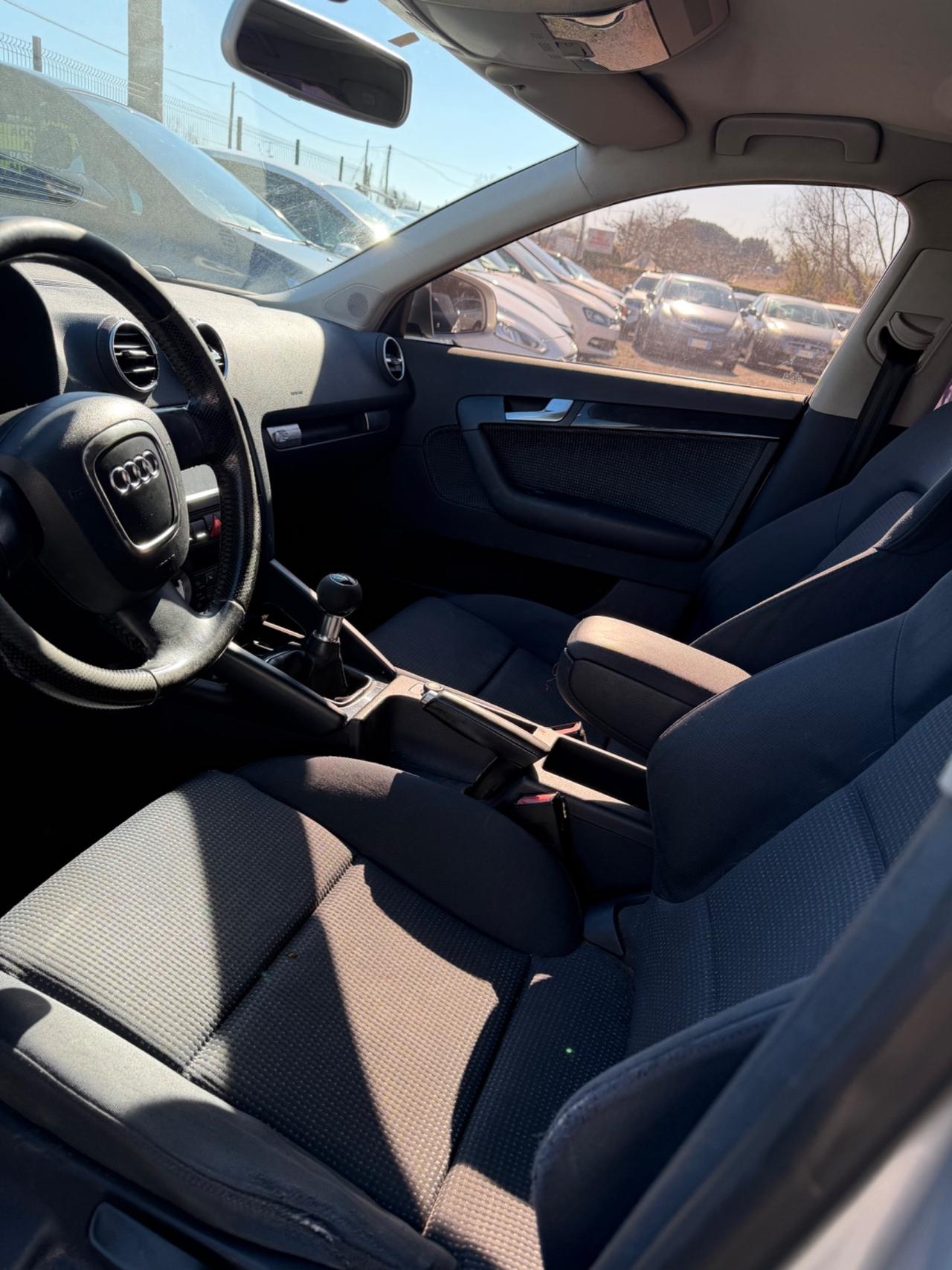 Audi A3 SPB 2.0 16V TDI Ambiente