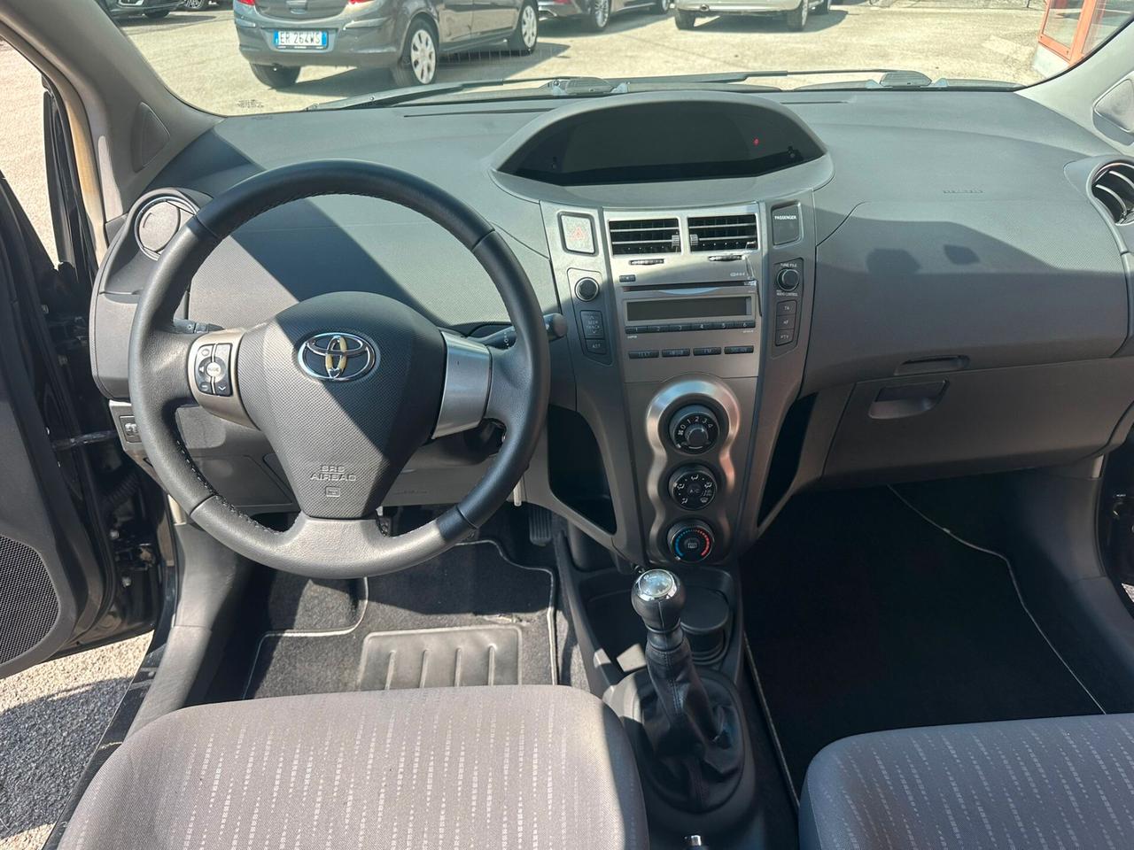 Toyota Yaris 1.3 5 porte Sol