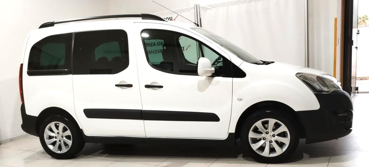 Peugeot Partner Tepee BlueHDi 100 Outdoor