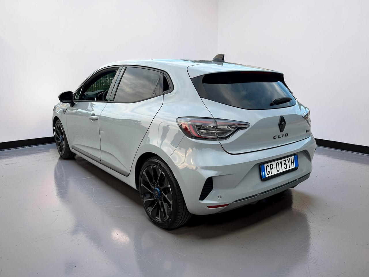 Renault Clio Esprit Alpine E-Tech 145 CV 5 porte