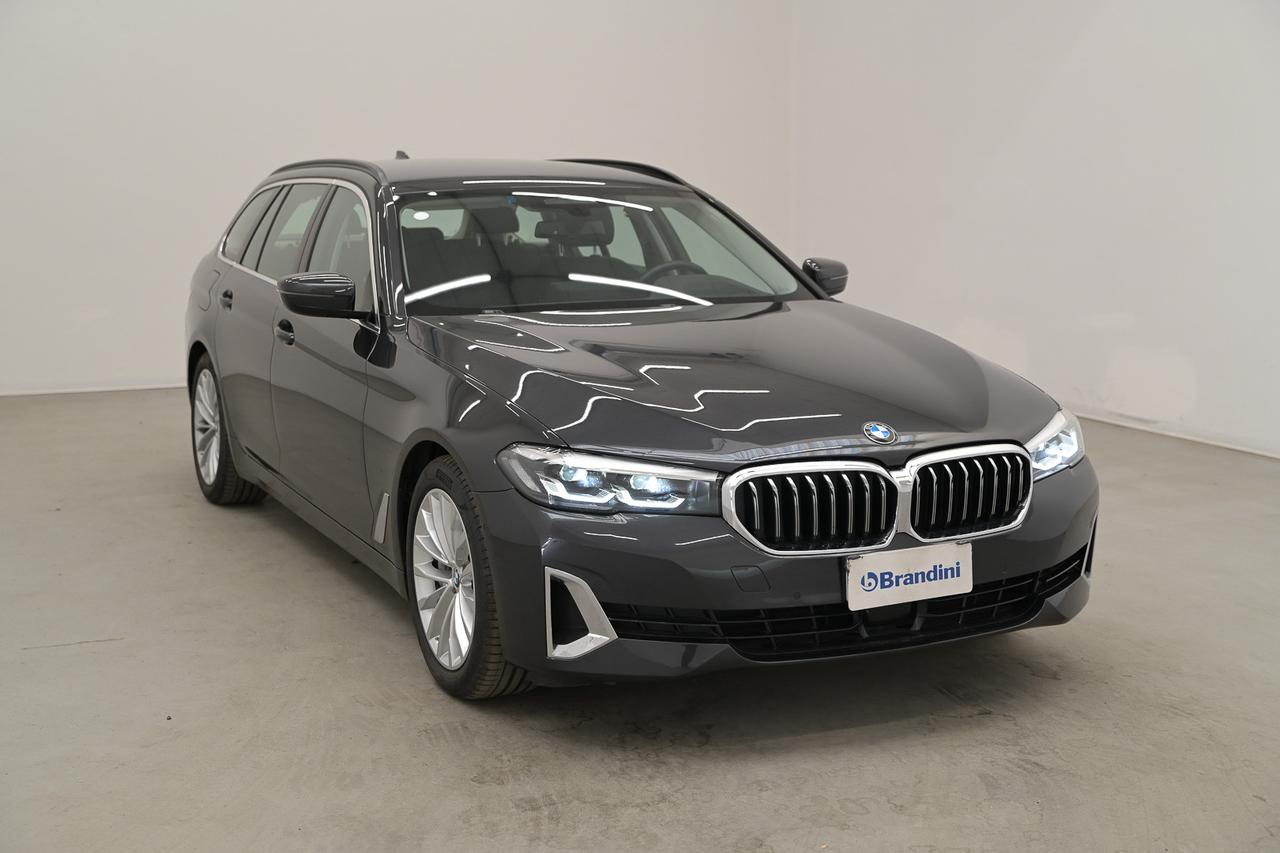 BMW 530d Touring mhev 48V Luxury auto