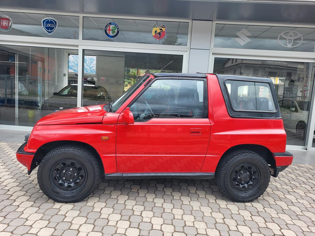 Suzuki Vitara CABRIOLET + HARD TOP 3P 4X4 GANCIO TRAINO