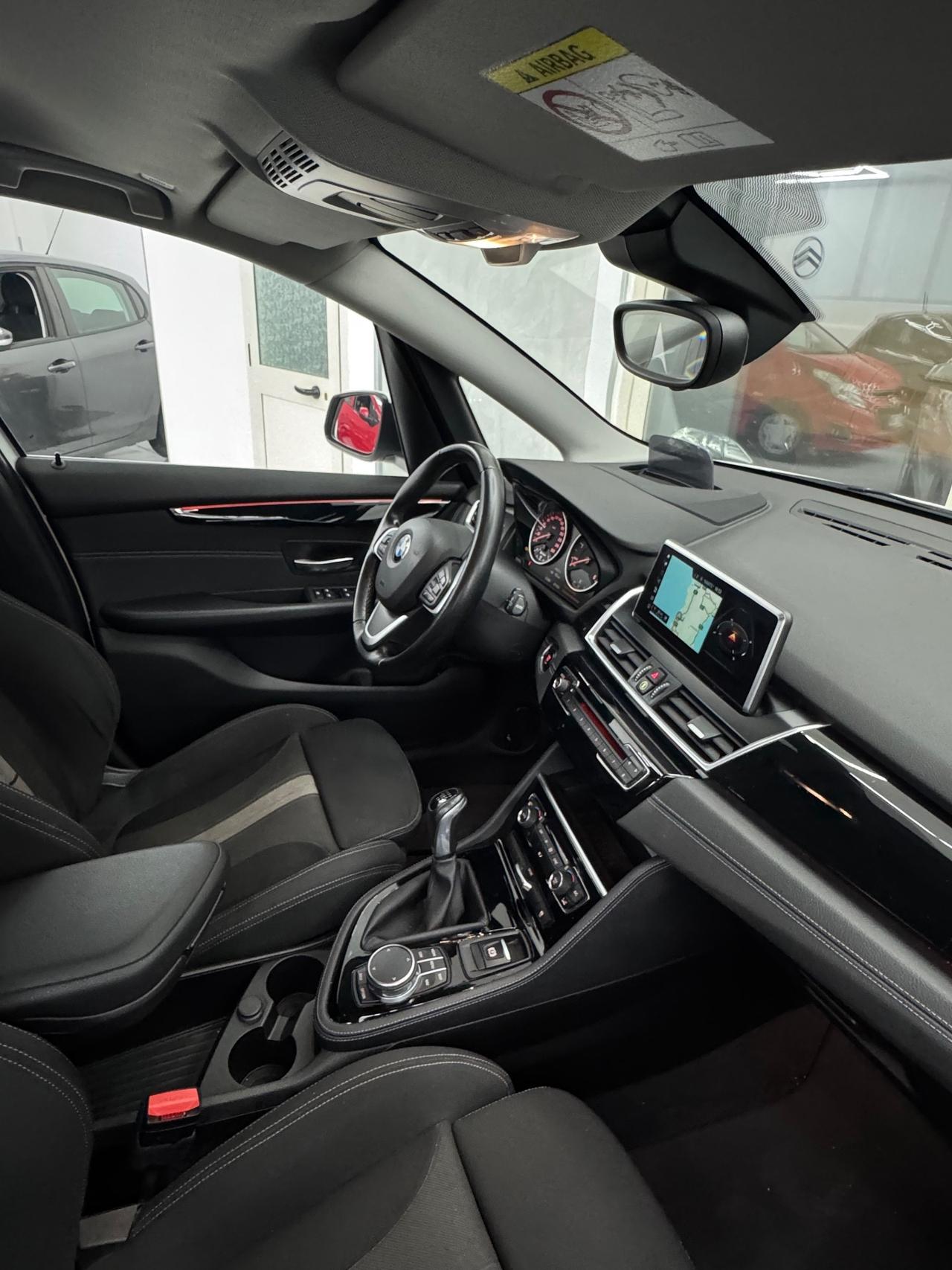 Bmw 2er Active Tourer 214d Luxury