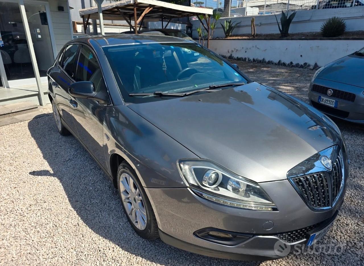 Lancia Delta 1.6 MJT DPF Selectronic Oro