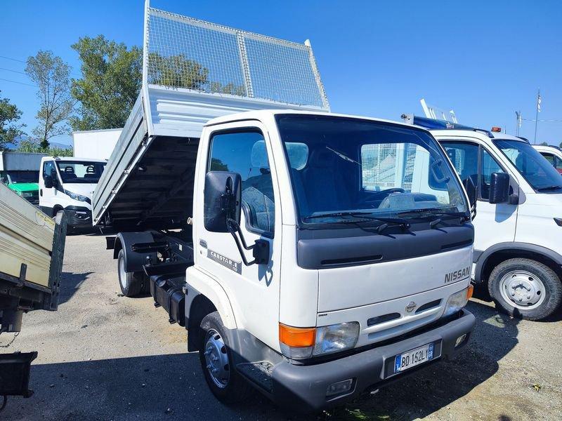 Nissan Cabstar Cabstar-RIBALTABILE TRILATERALE