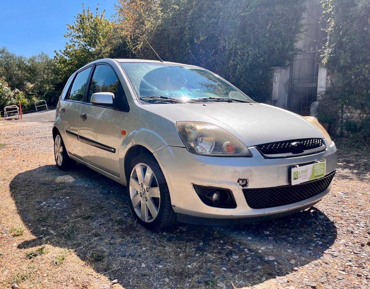 Ford Fiesta 1.2 16V 5p. Ghia