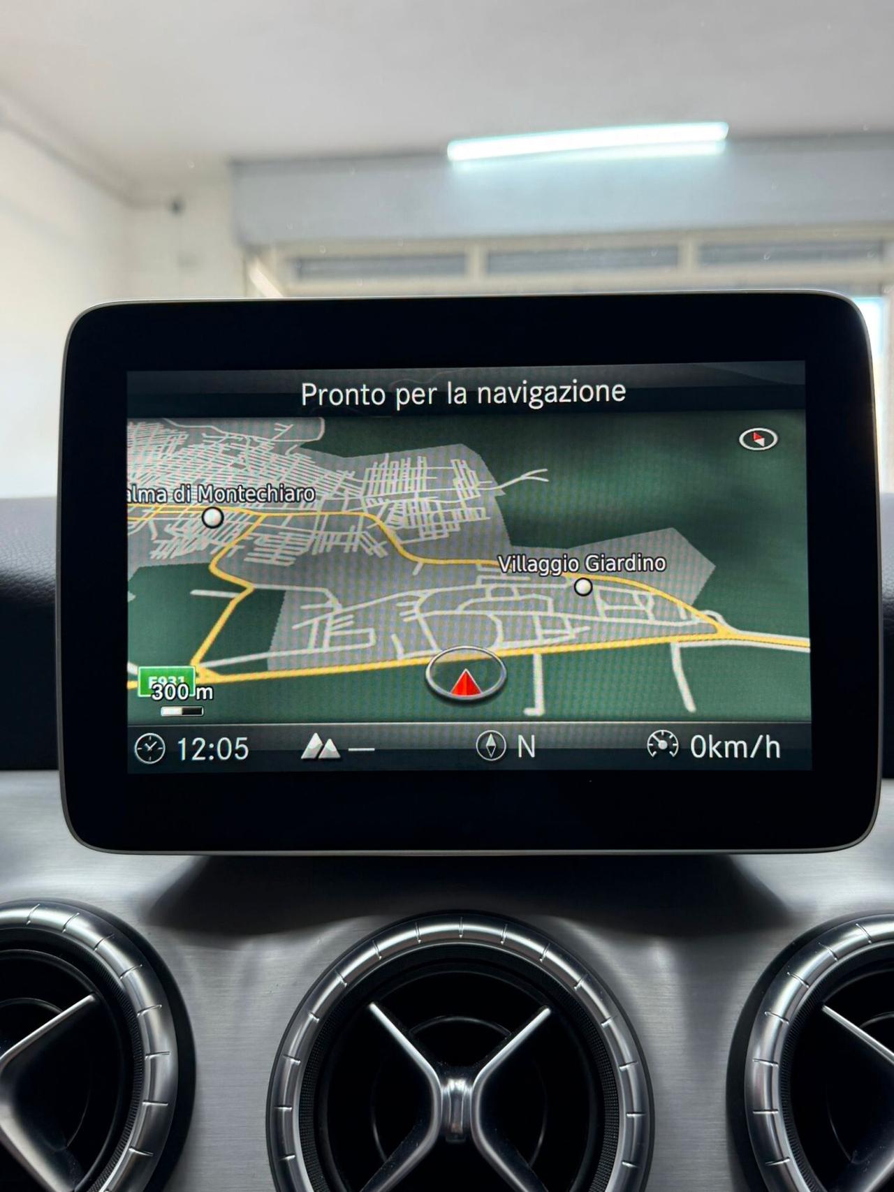 Mercedes-benz CLA 200 d 4Matic Automatic Business