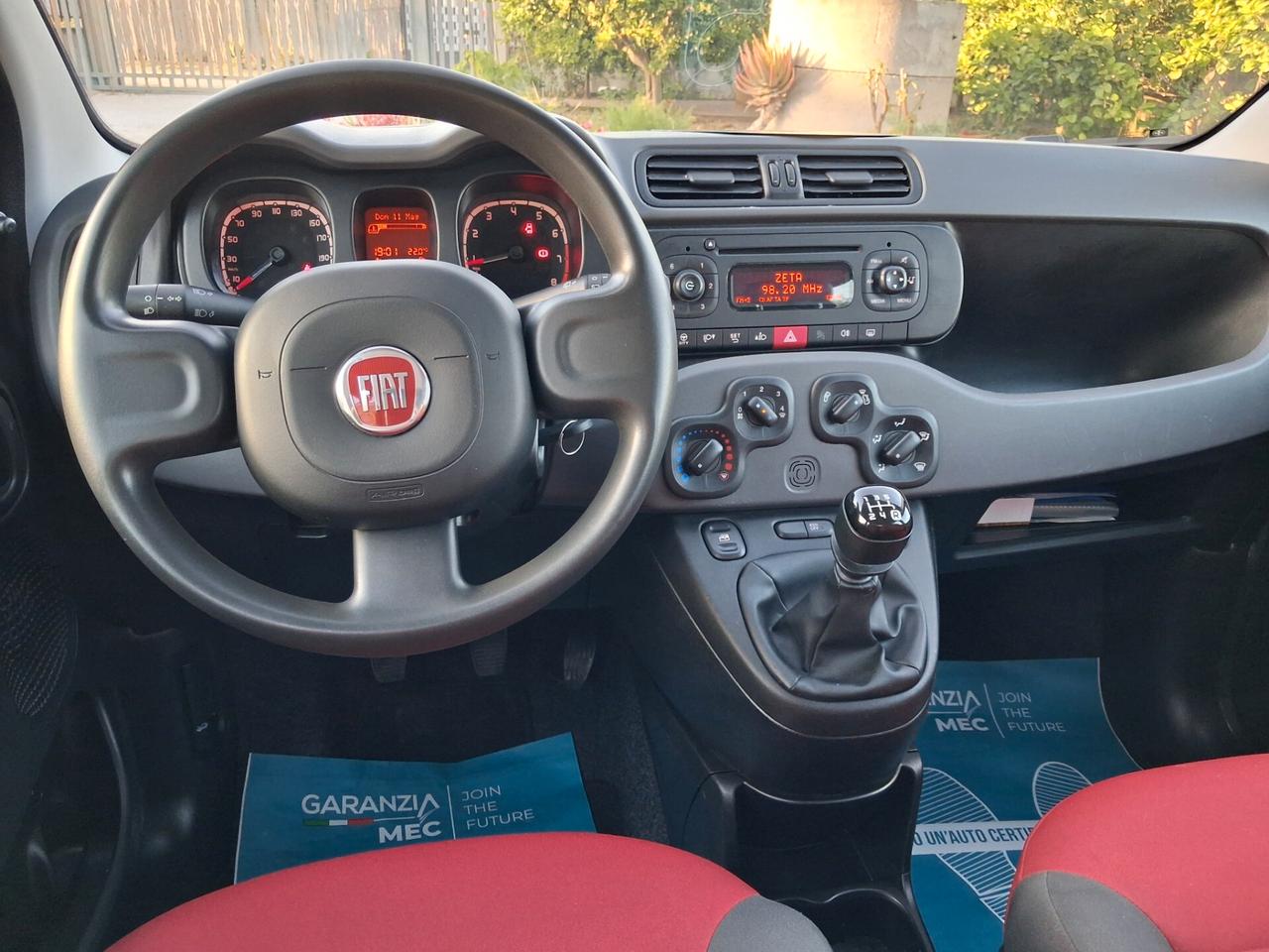 Fiat Panda 1.2 Easy anno2016 solo 86000km