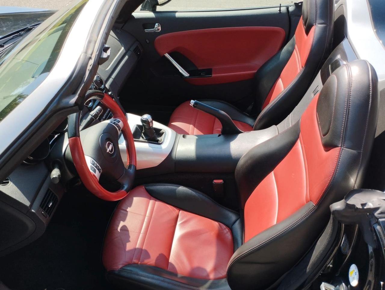 Opel GT 2.0 turbo 16v roadster c/pelle 260cv