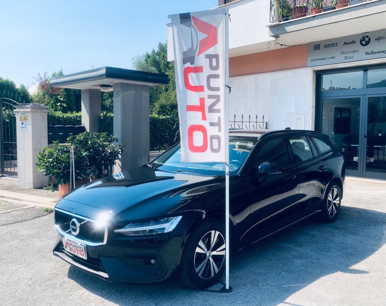 VOLVO V60 D3 Geartronic COCKPIT- CARPLAY