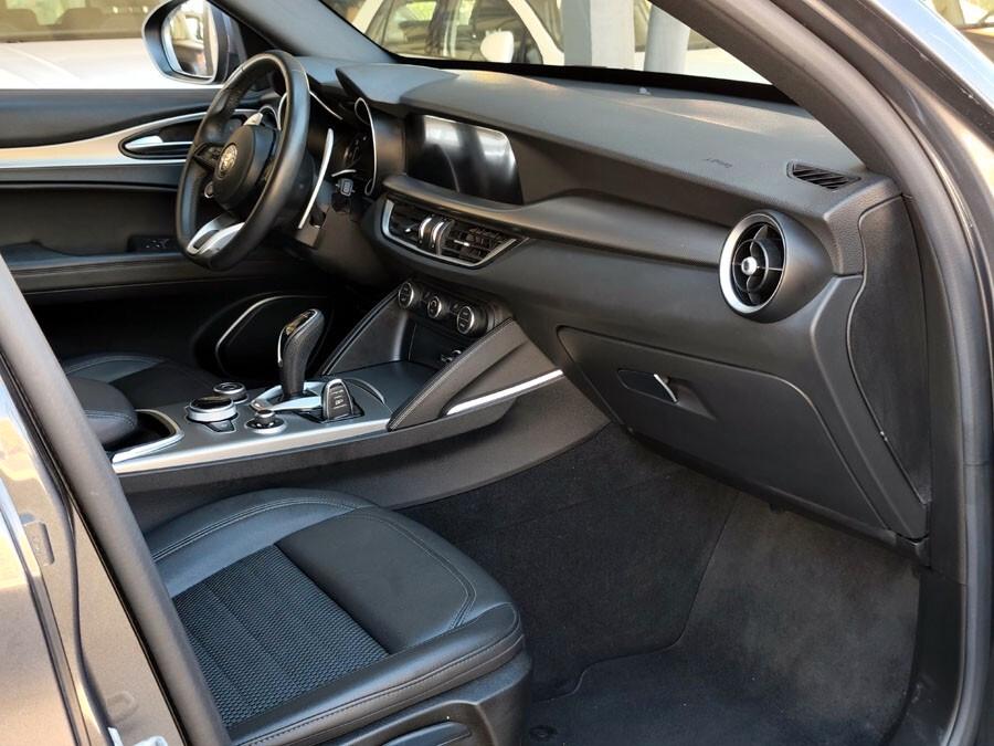 Alfa Romeo Stelvio 2.2 Turbodiesel 190 CV AT8 Q4 Sprint Marmitte Nere, Cerchi 19, STUPENDA!