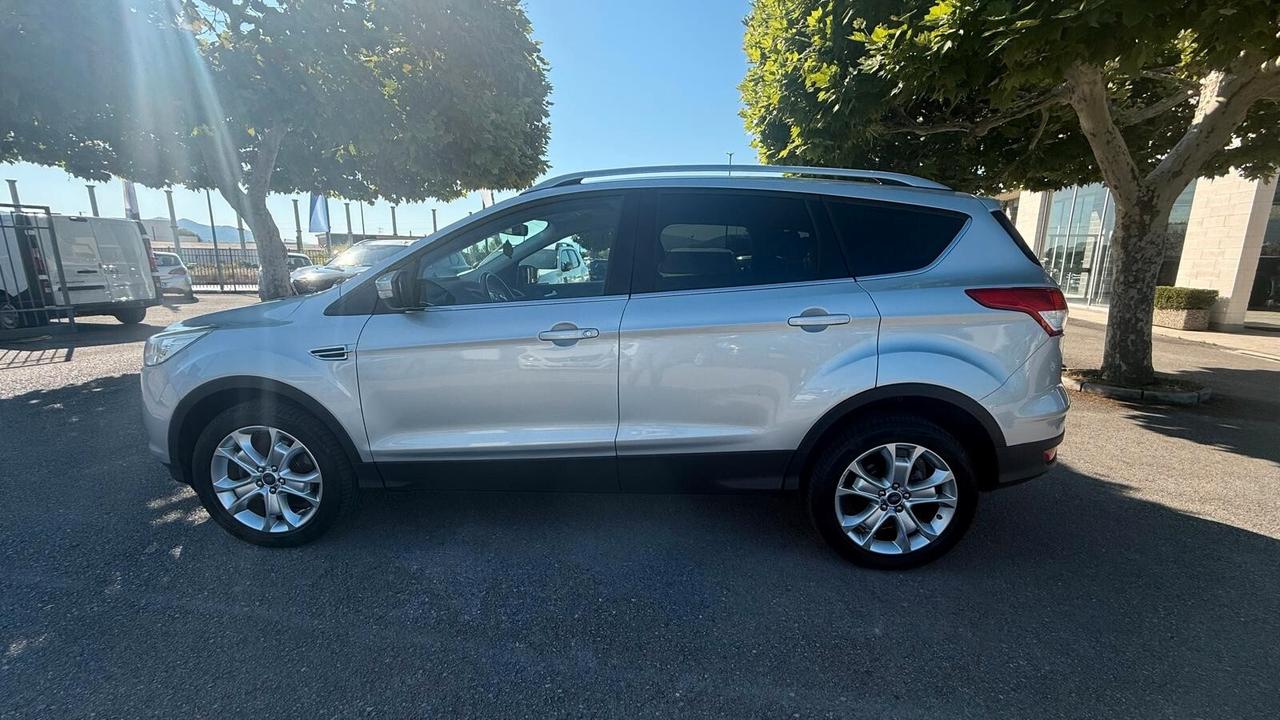 Ford Kuga 2.0 TDCI 150 CV S&S 4WD Titanium