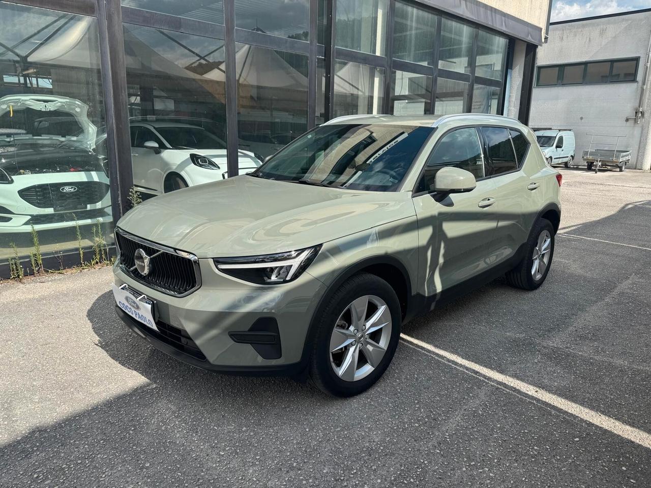 Volvo XC40 B3 automatico Core