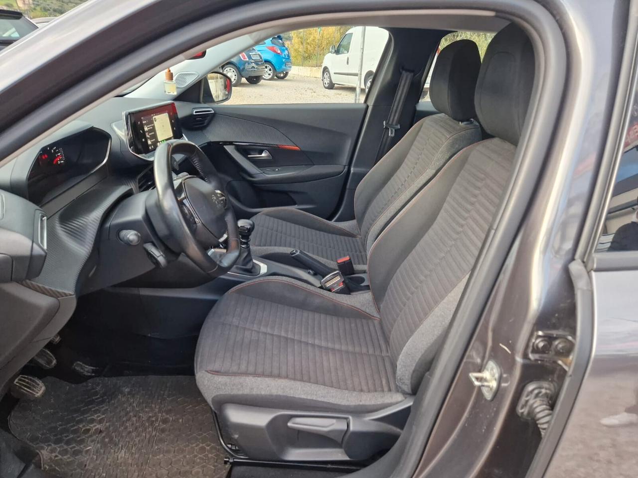 Peugeot 2008 Pure Tech Turbo 130 EAT6 S&S Allure