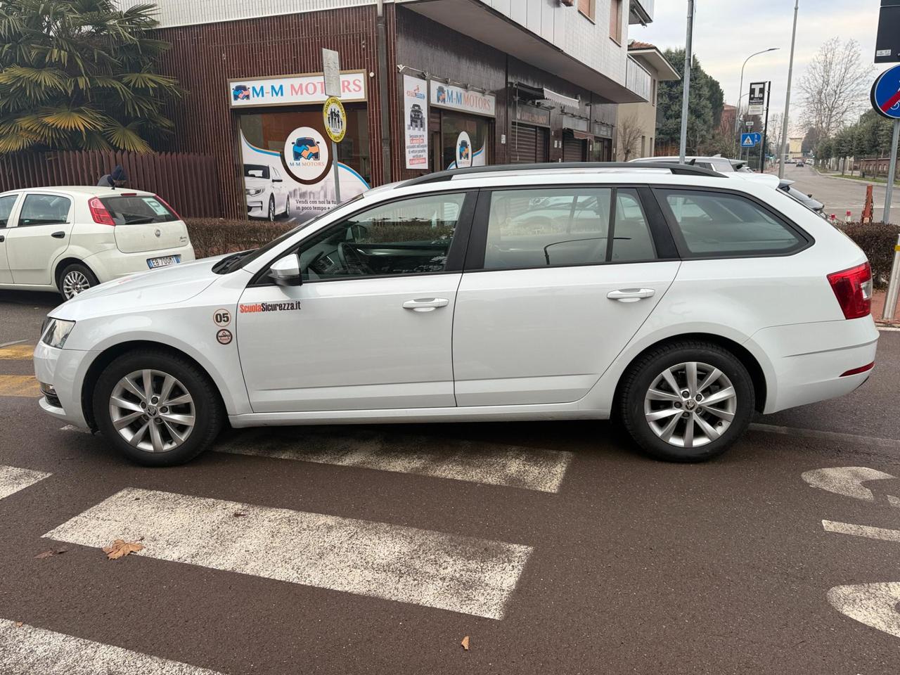 Skoda Octavia Wagon 1.6 tdi Ambition 115cv *IVA ESPOSTA*