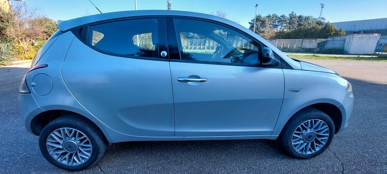 YPSILON 900 METANO ECOCHIC SCADENZA METANO NEL 2029 X NEOPATENTATI OK DISTRIBUZIONE