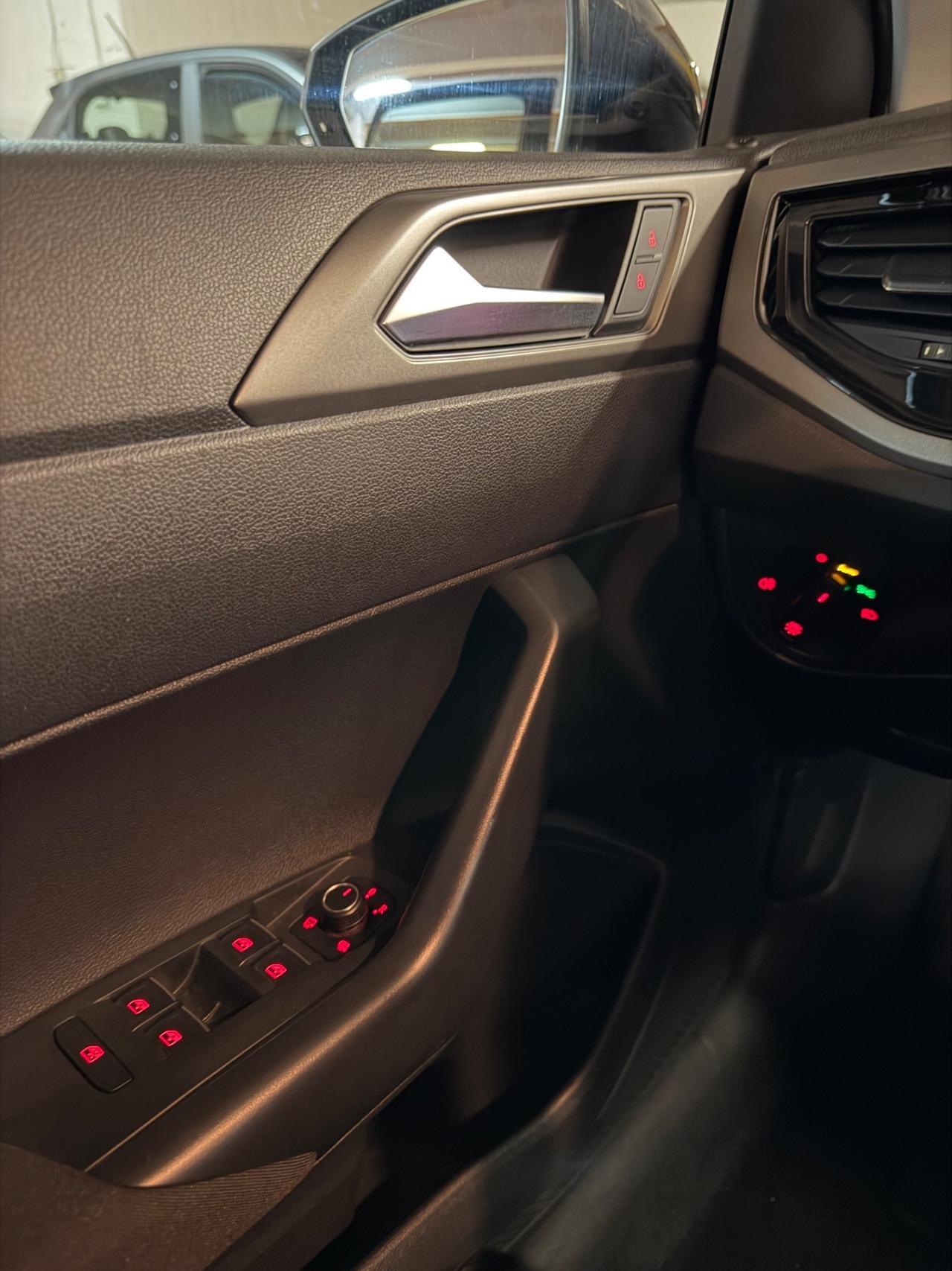 Volkswagen Polo 1.0 TSI Neopatentati Euro 6