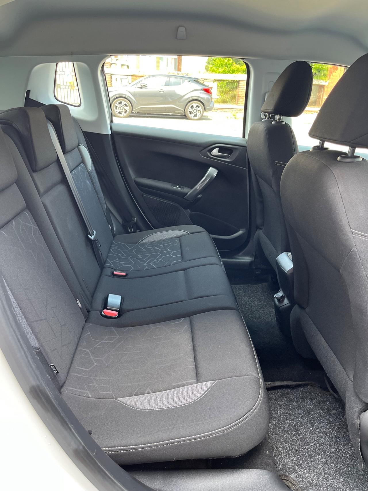 Peugeot 2008 1.2 82 CV S&S Allure