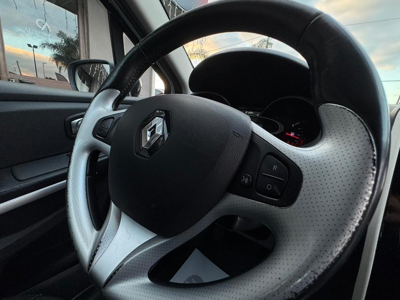 Renault Clio dCi 8V 90CV Start&Stop 5 porte Energy Intens