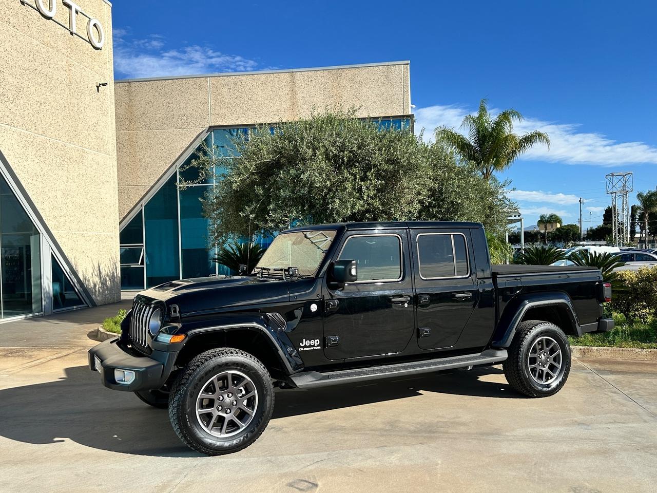 Jeep Gladiator V6 AUTOCARRO offerta T-Stock prezzo imperdibile