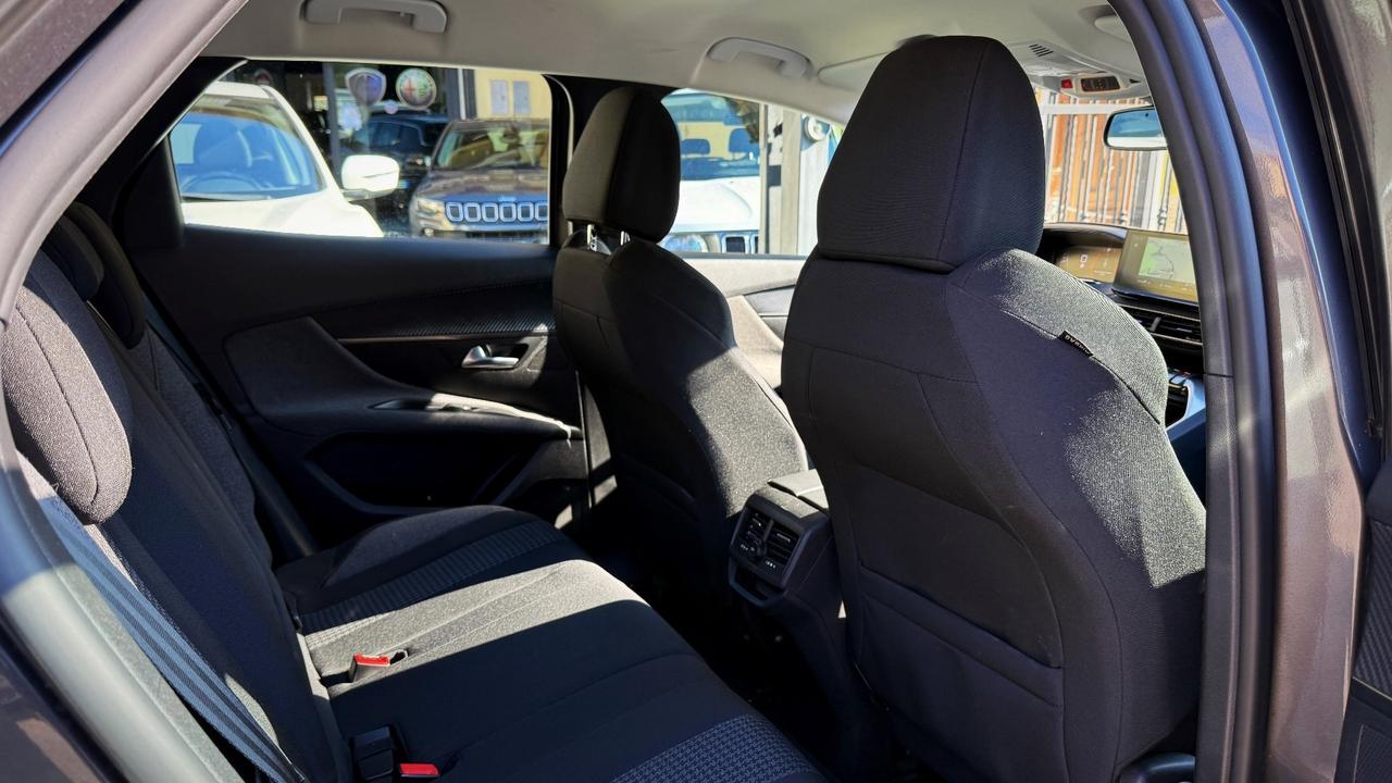 Peugeot 3008 1.5 Hdi EAT8 Business - 2021