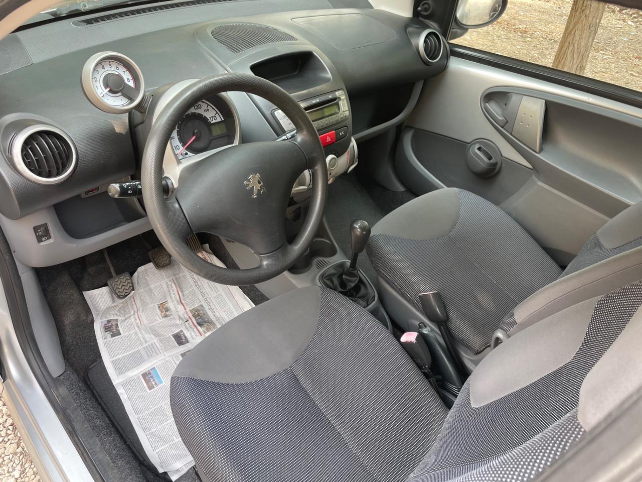 Peugeot 107 1.0 68CV 5p. Desir