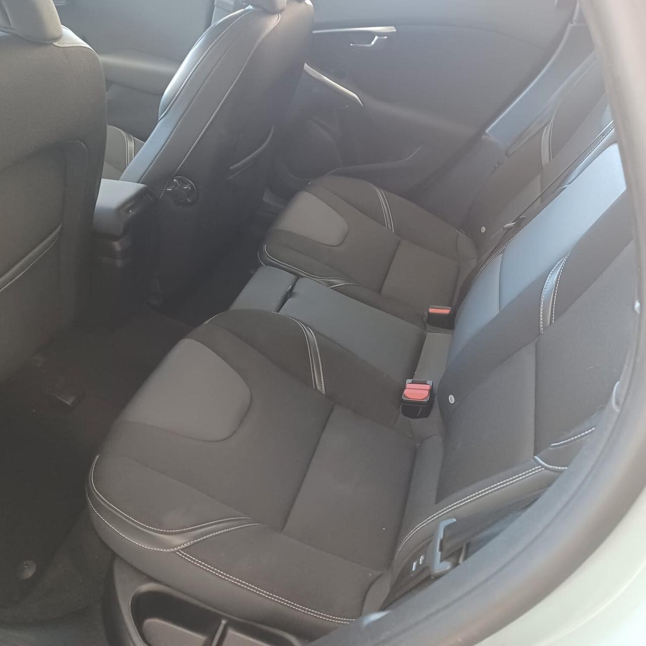 VOLVO V40 OTTIMO STATO GARANZIA 1 2 MESI