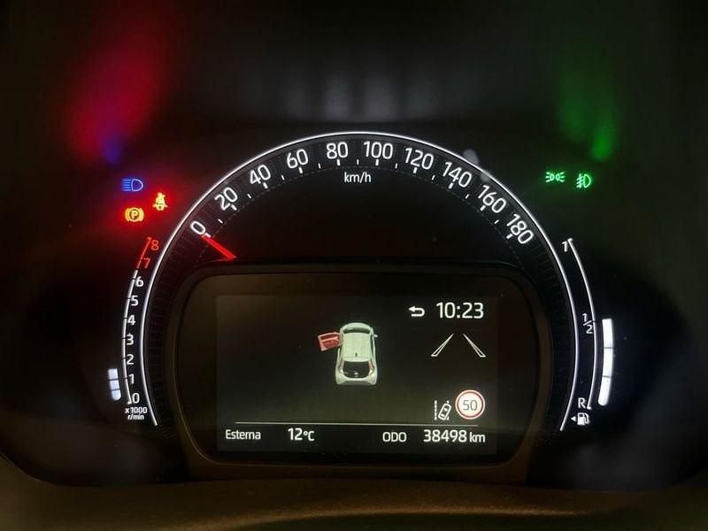 Toyota Aygo X 1.0B (72 CV) Lounge