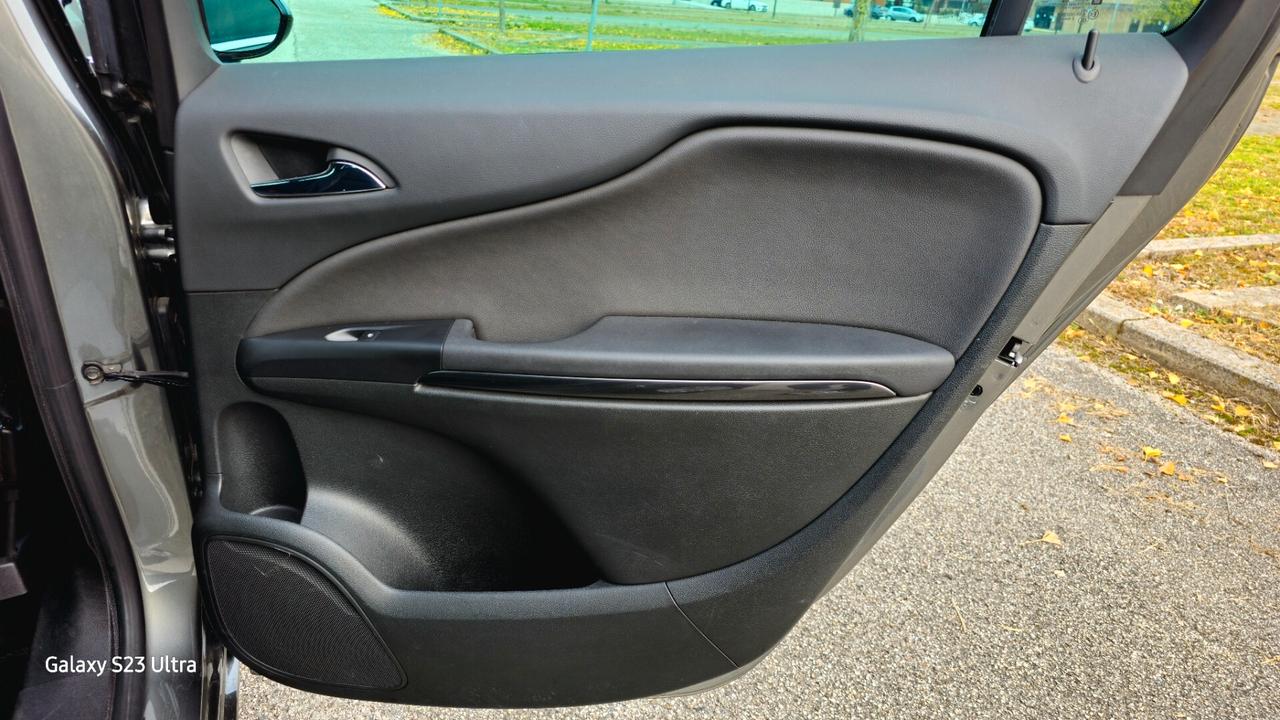 Opel Zafira 1.6 euro 6 full optional 7 posti garantita 12 mesi