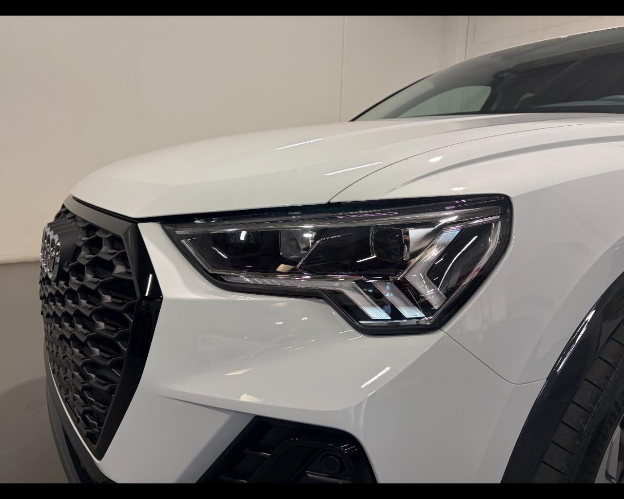 AUDI Q3 SPORTBACK 35 TFSI S-TRONIC S LINE EDITION