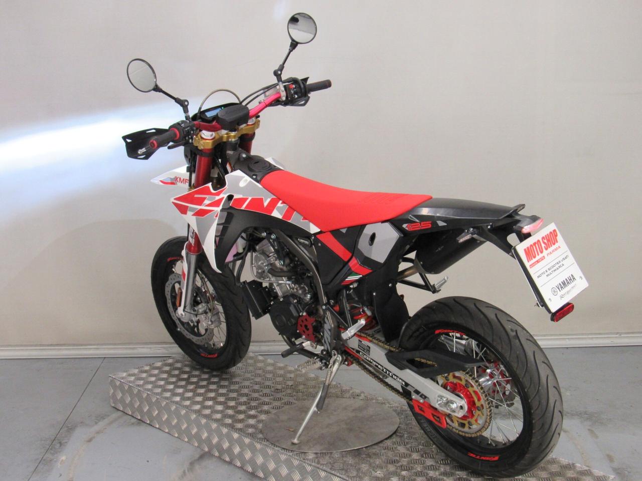 Fantic Motor XMF 125 COMPETITION 11 KW PATENTE A1 E B