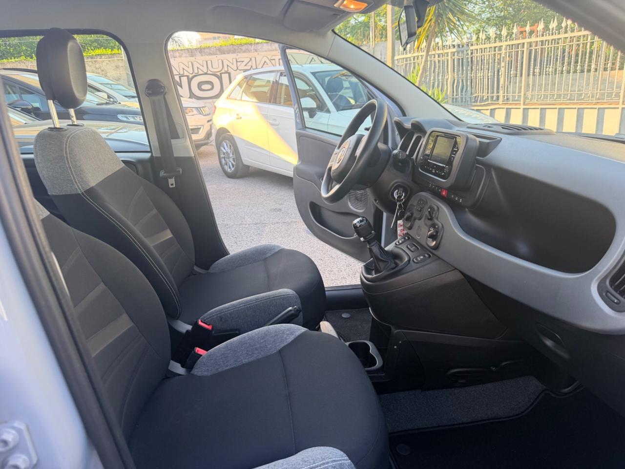 Fiat Panda 1.0 FireFly Hybrid 15.000 KM