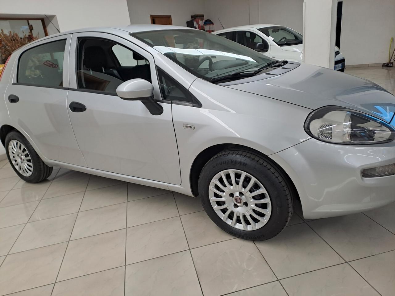 Fiat Punto 1.2 8V 5 porte Street