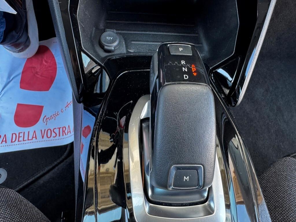 Peugeot 2008 1.2 Benzina Active Pack S&s 130cv Eat8