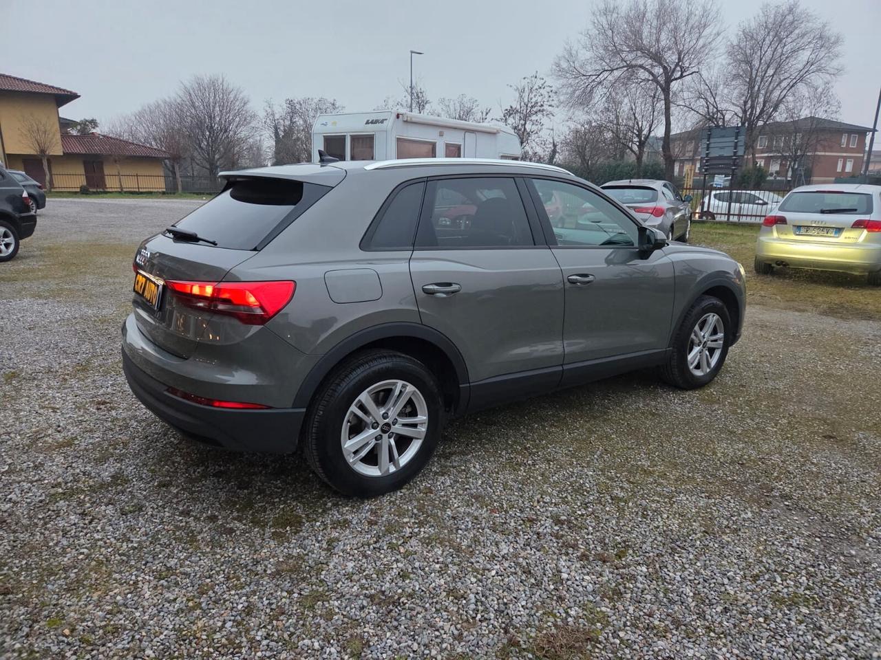Audi Q3 45 TFSI e S tronic Hybrid