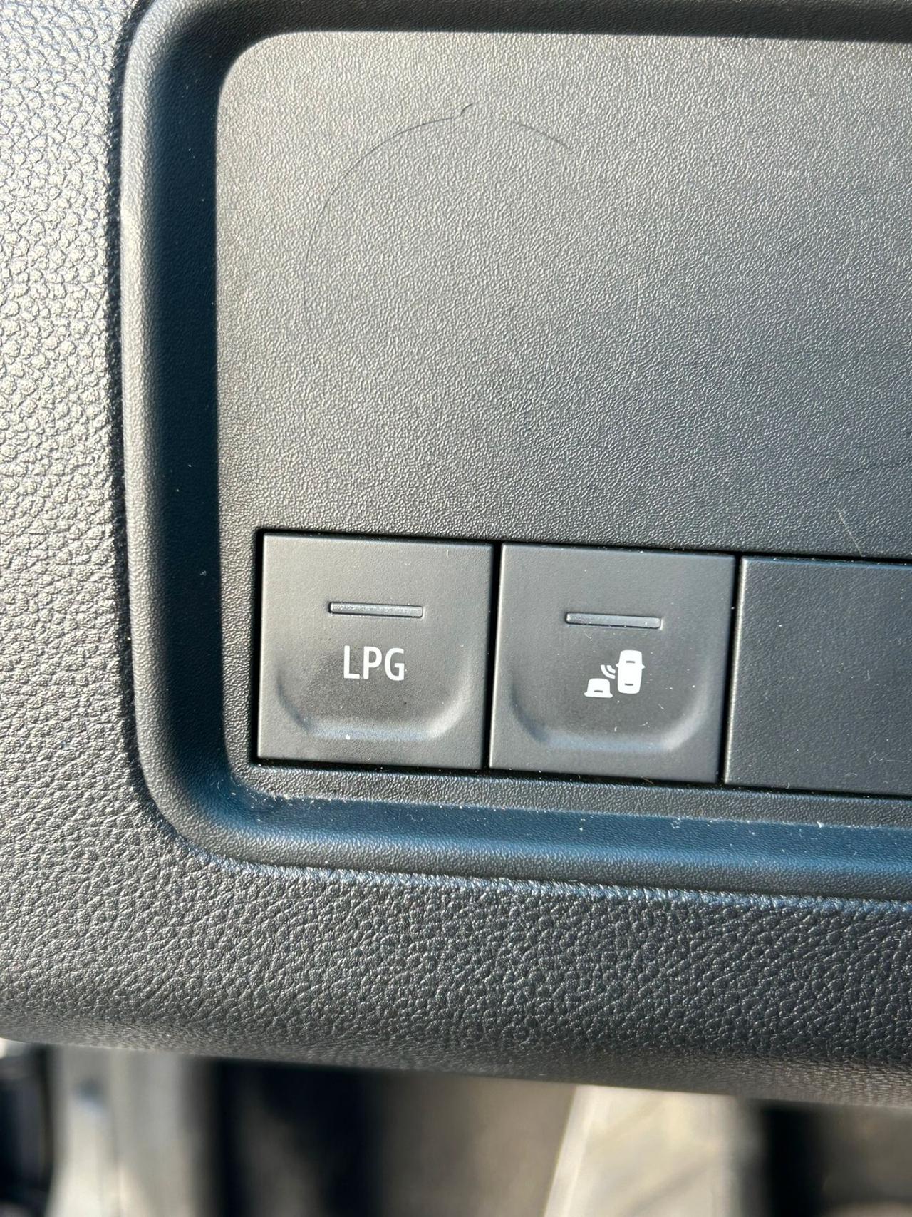 Dacia Duster 1.0 TCe GPL 4x2 Prestige